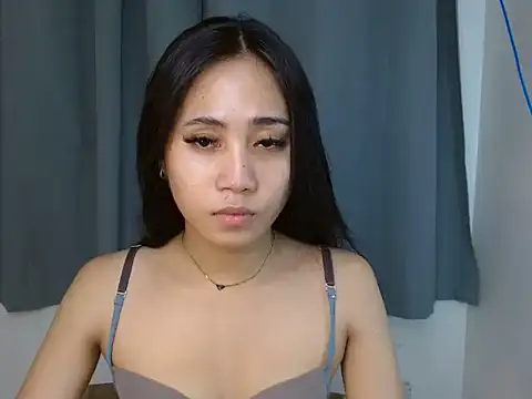 luvvnash online show from July 18, 11:35 am