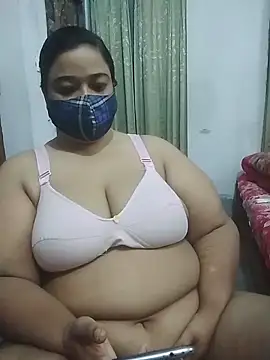 momo loves online show from April 1, 5:32 pm