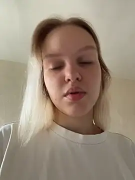 AshleyMur online show from July 25, 5:03 am