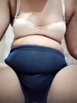 hel lavente online show from January 9, 2:43 pm