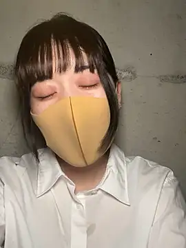 minami room online show from July 8, 2:52 pm