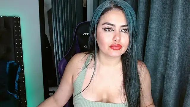 VegaLyra  online show from March 5, 2:40 am