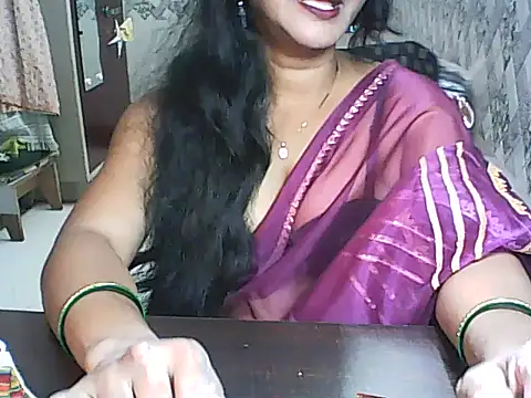 Tara-rathod05 online show from January 12, 4:56 pm