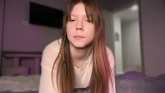 karalinhks online show from February 18, 7:24 pm