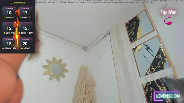 thamara-thompson online show from April 18, 2:19 pm