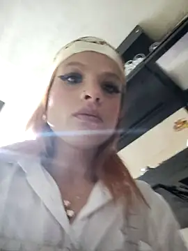 Cataleya 16 online show from February 13, 9:05 pm