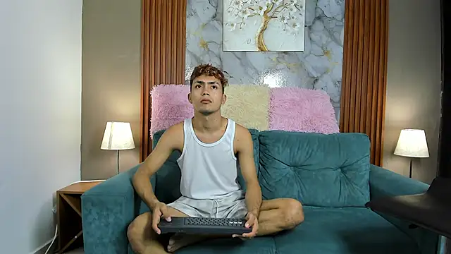 AVENGER BOYS2026 online show from February 23, 7:35 pm