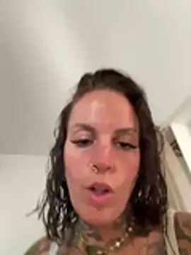 venustattoue online show from July 24, 11:52 am