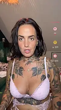 venustattoue online show from June 2, 9:16 pm