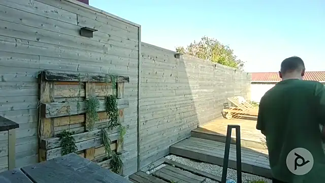 venustattoue online show from April 22, 3:31 pm
