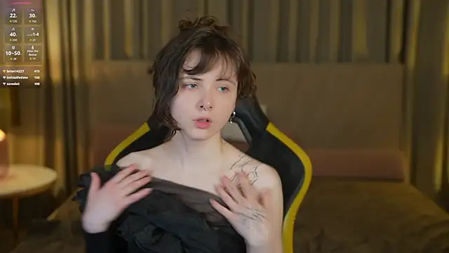 Orly flame online show from March 31, 6:41 pm