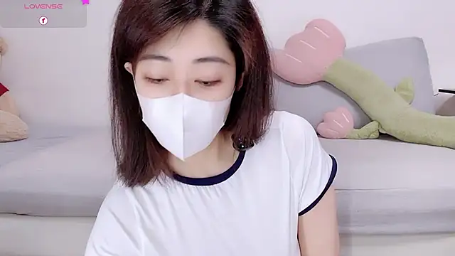 baobao-MM online show from May 28, 1:09 pm