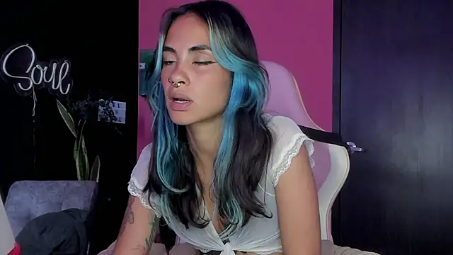 azula lillet online show from February 11, 9:16 pm