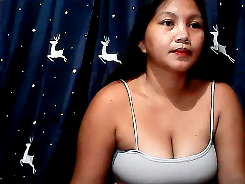 Hot zerah05 online show from May 15, 11:29 pm