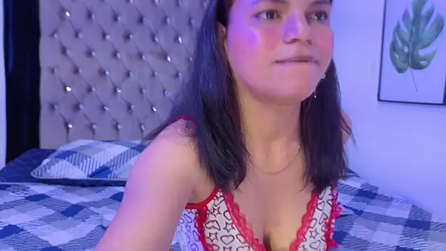 revecacruz  online show from January 7, 3:26 pm