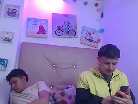 iam  lukas   online show from January 12, 2:55 pm