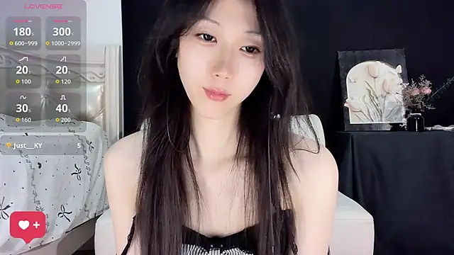 Queenbb88 online show from July 12, 12:17 pm