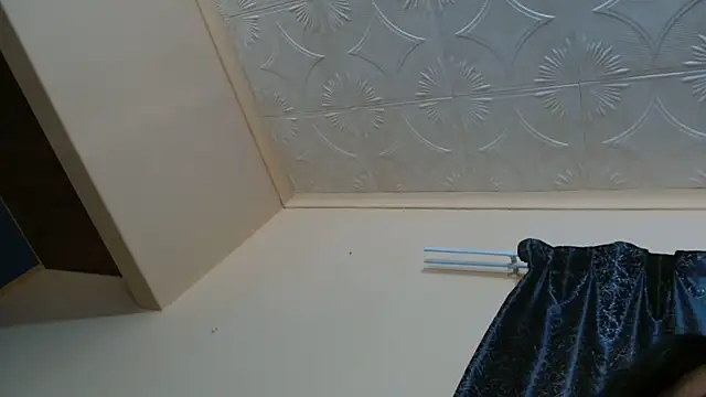 Amanda April online show from February 7, 9:02 am