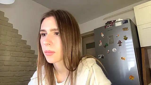 ElsieKuhlmann online show from March 21, 8:19 am