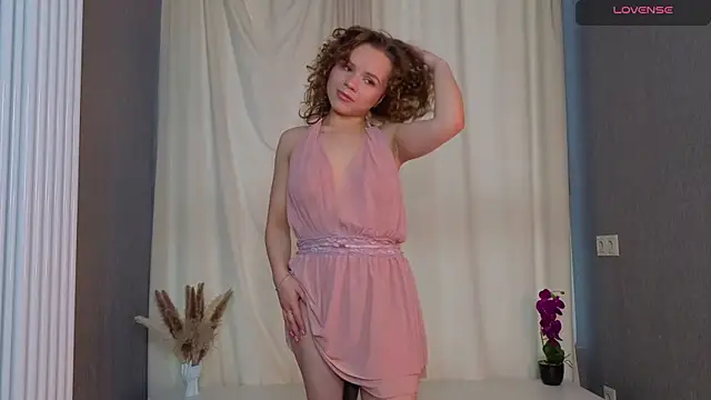 mymonique online show from April 7, 6:15 am