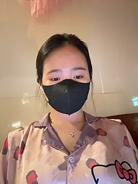 Gwen879 online show from March 30, 1:05 am