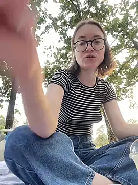 Persephone Kore online show from July 27, 4:26 pm
