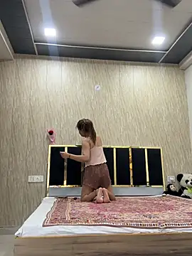 HotNeha08 online show from July 13, 4:13 am