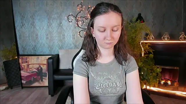 SunshineBlaze online show from March 14, 6:14 am