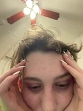 julia4thewin online show from April 10, 2:06 am