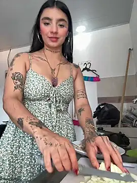 Abriil cutee online show from July 28, 9:03 pm