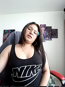 yessica gomez01 online show from March 14, 10:00 pm