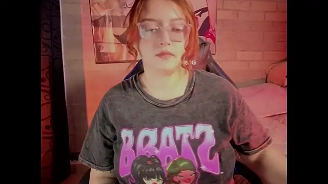 Mia Franklyn online show from February 19, 1:16 am