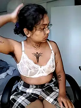 therealsun8 online show from April 13, 6:58 am