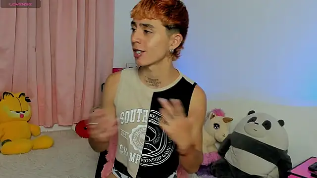 Maiky Cooper01 online show from March 15, 9:44 am