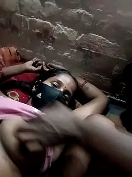 Shivanisingh4 online show from April 23, 4:09 pm