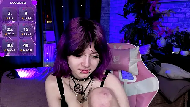 Ashley Veil online show from March 27, 8:31 pm