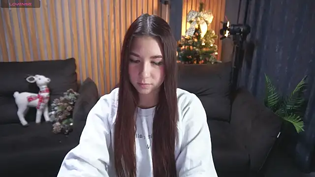 LeilaCrosss online show from January 15, 1:50 pm