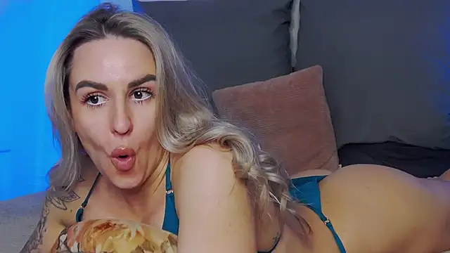  KSmith  online show from February 13, 7:21 am