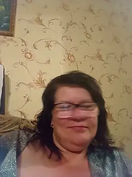 NysiOlsen online show from June 19, 10:13 pm