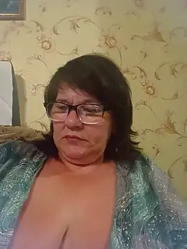 NysiOlsen online show from July 2, 6:47 pm
