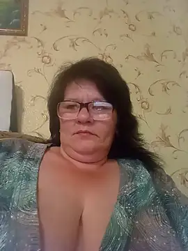 NysiOlsen online show from June 9, 4:06 pm