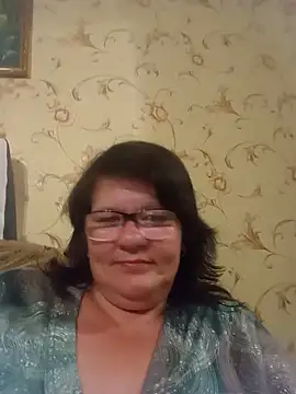 NysiOlsen online show from June 12, 7:44 pm