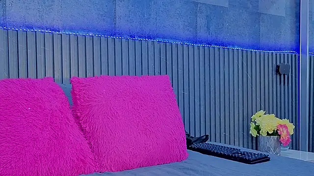 SandiQueen online show from January 16, 9:33 pm