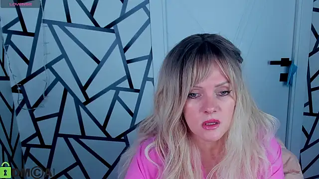 Victoria Nelson online show from March 20, 1:10 am