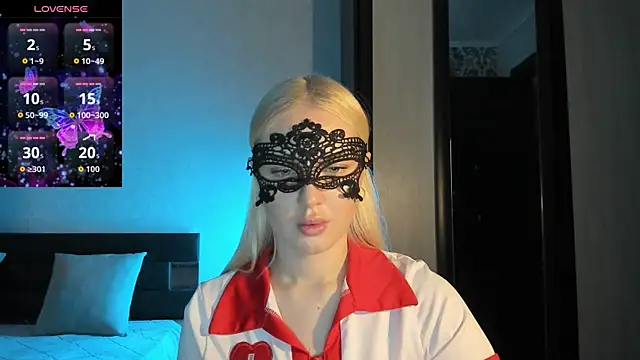 Polly Skil online show from March 1, 2:39 pm