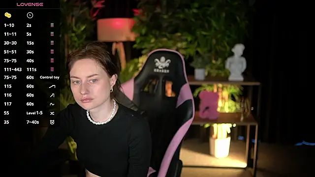 baby luna xo online show from March 3, 10:21 am