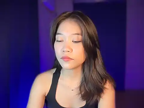 lovely amara19 online show from April 16, 9:31 am