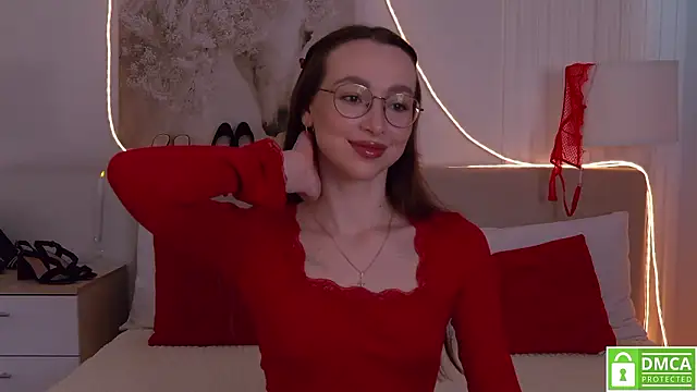 Emily Simon online show from February 19, 5:29 am