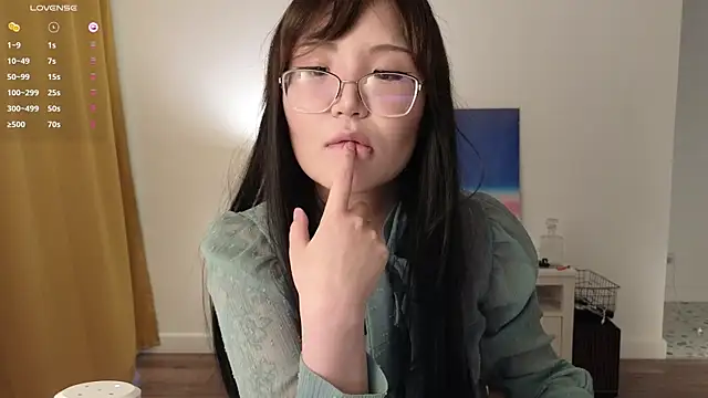nullgirl online show from July 3, 2:28 am