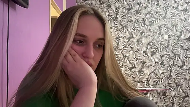 FelicidadChiariello online show from January 15, 1:39 pm